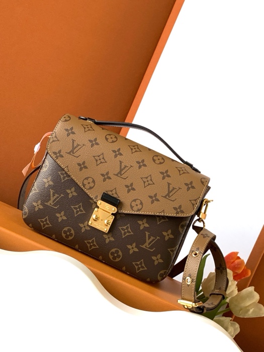 Louis Vuitton M44876 Pochettw Metis 